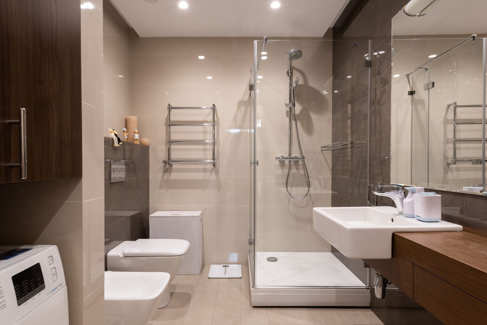 En-suites, shower rooms & wetrooms